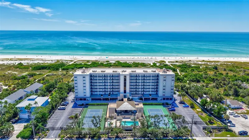 420 Beach Rd #203, FL