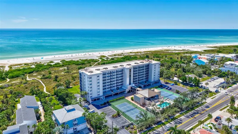 420 Beach Rd #203, FL