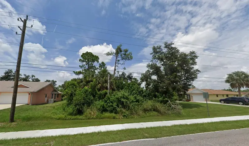 21086 Peachland Blvd, FL