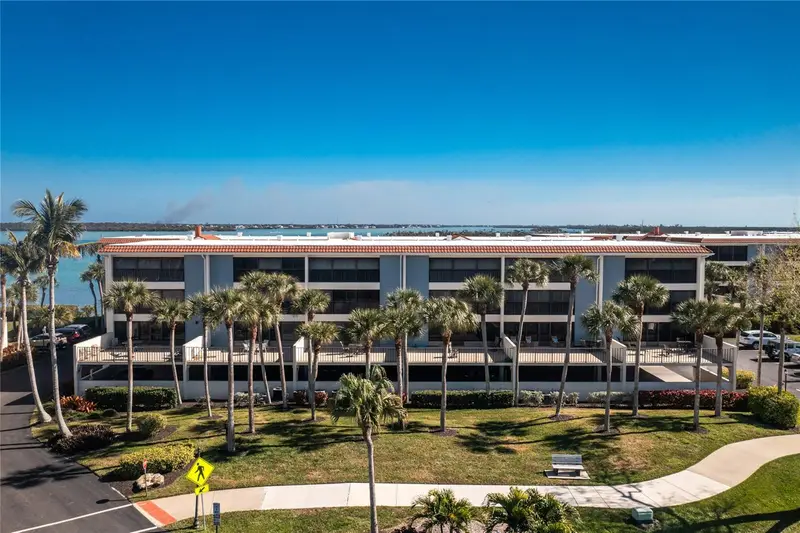 1651 Beach Rd #212, FL