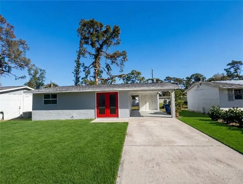 735 Bertrend St, FL