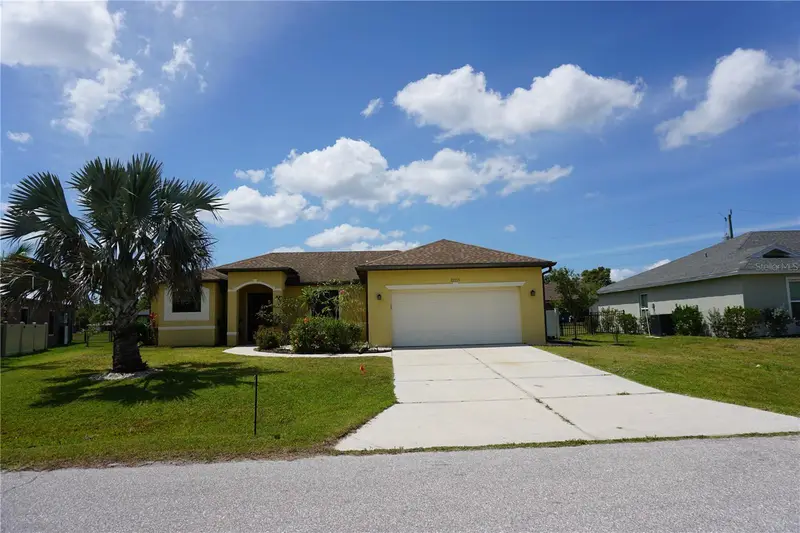 25115 Esmeralda Ct, FL