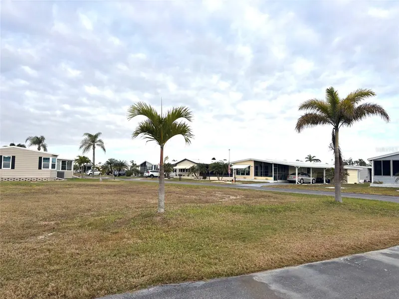 501 San Clemente Cir, FL