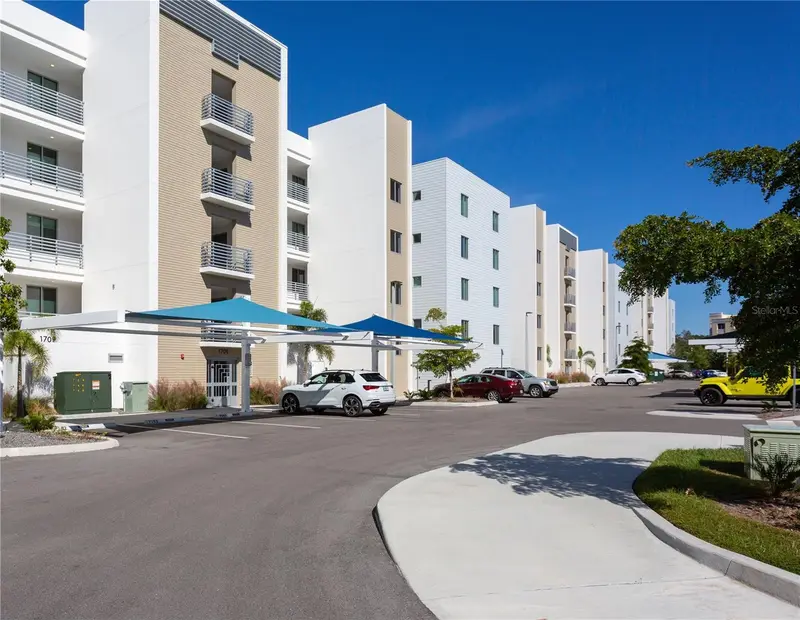 1709 N Tamiami Trl #215, FL