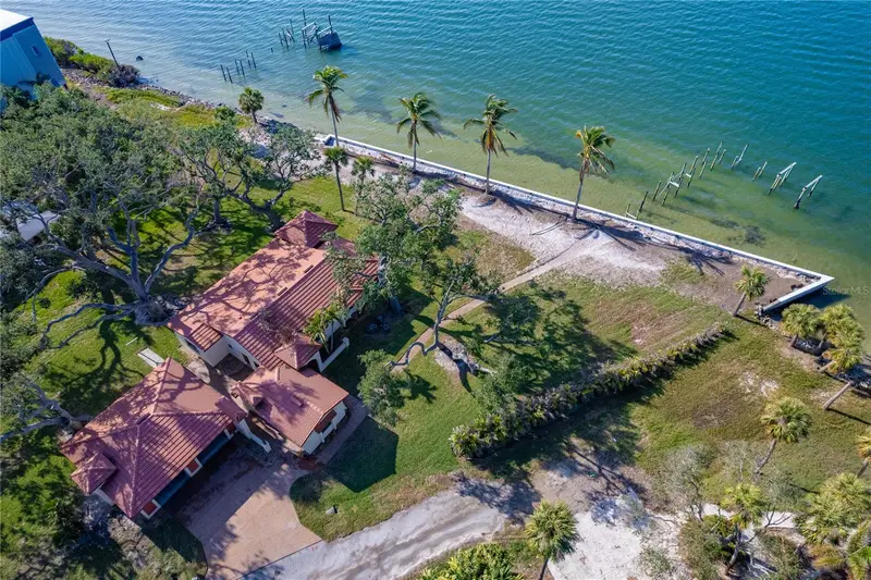 99 W Riverview Ave, FL
