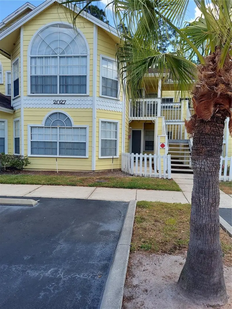 2027 Royal Bay Blvd #77, FL