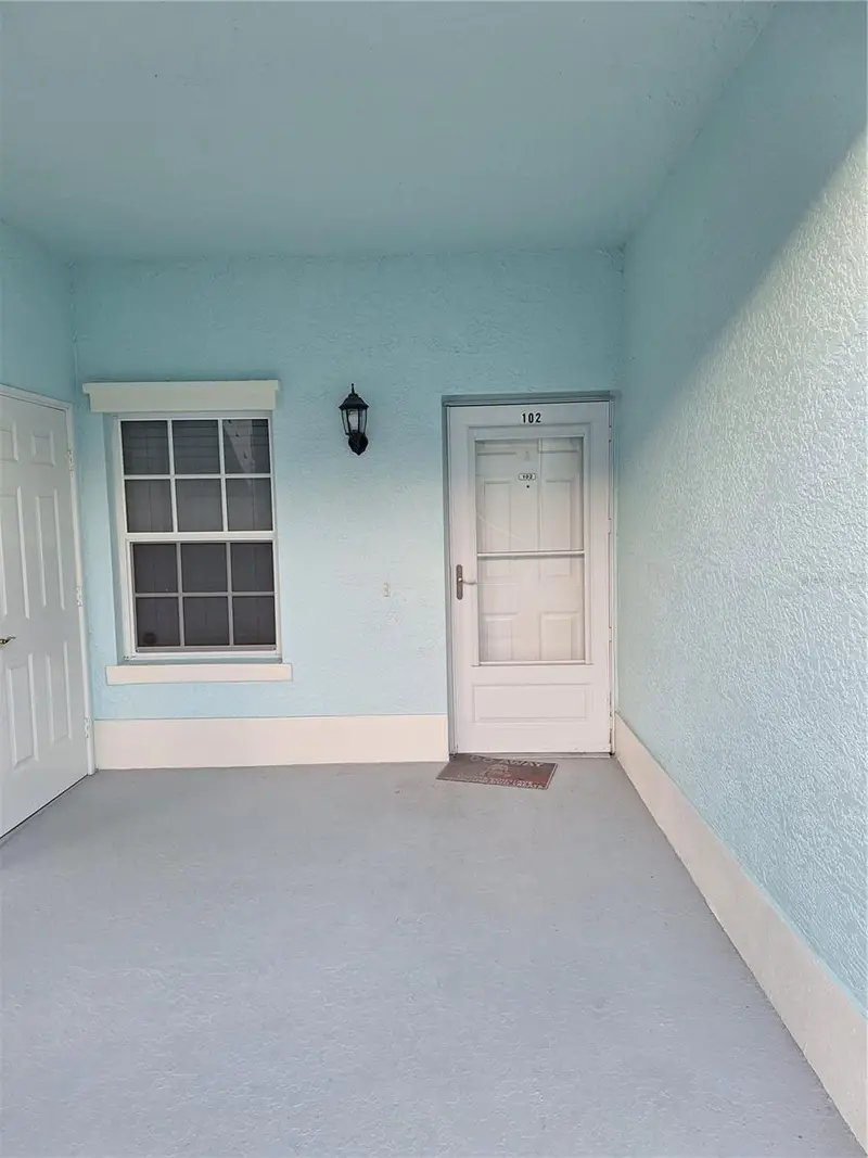 5748 Sabal Trace Dr #102, FL