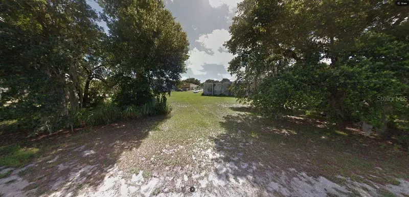 60 E St, FL
