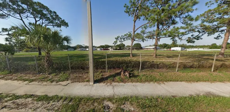 Hwy 60 E, FL
