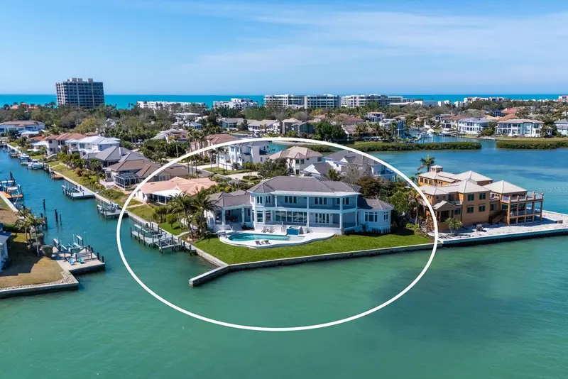 600 Putter Ln, FL