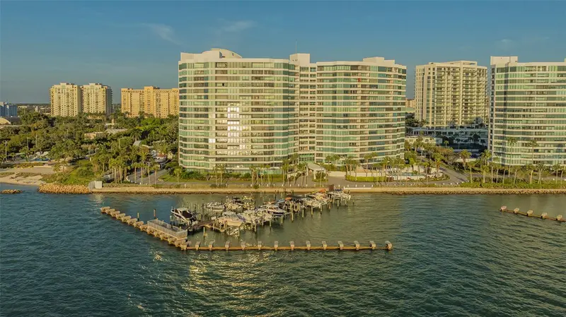 988 Blvd Of The Arts #311, FL