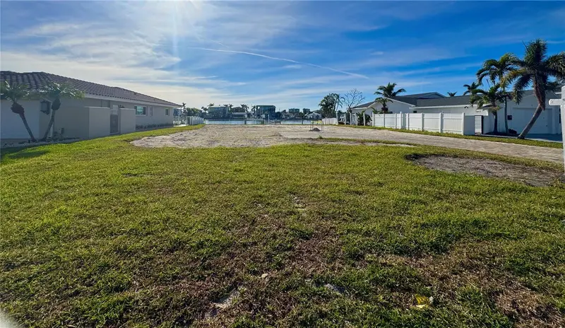 7874 9th Ave S, FL