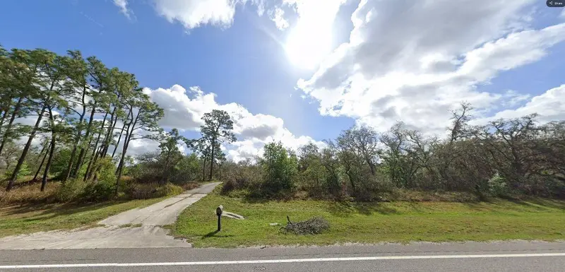 Commonwealth Ave N, FL