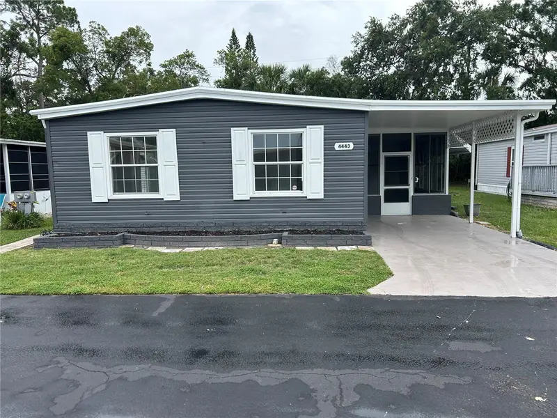 4443 Tucker Square, FL