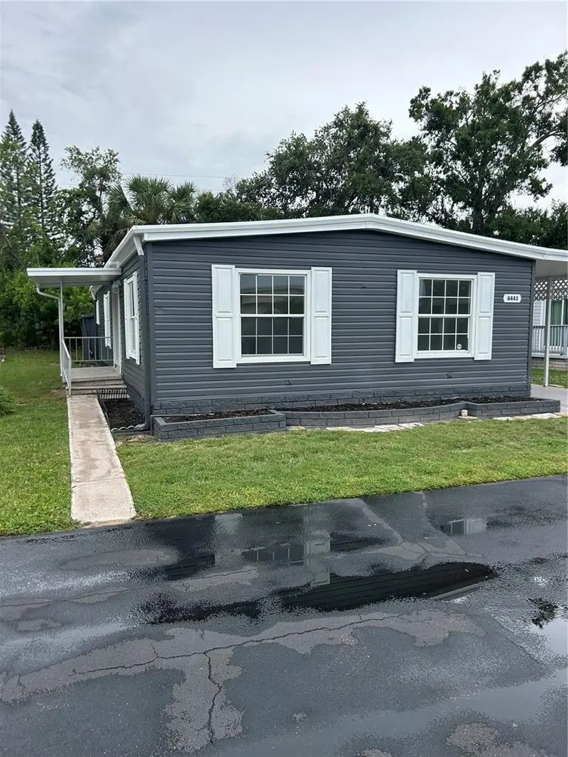 4443 Tucker Sq, FL