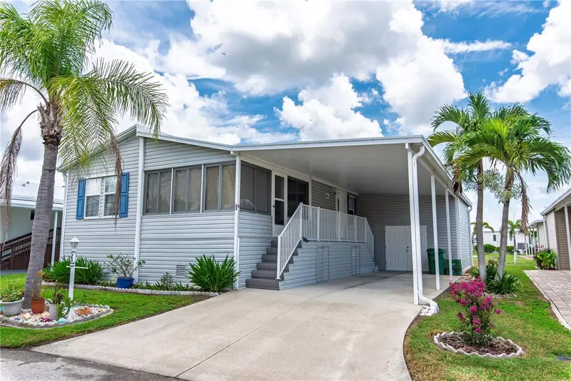 23 Brink Ave, FL