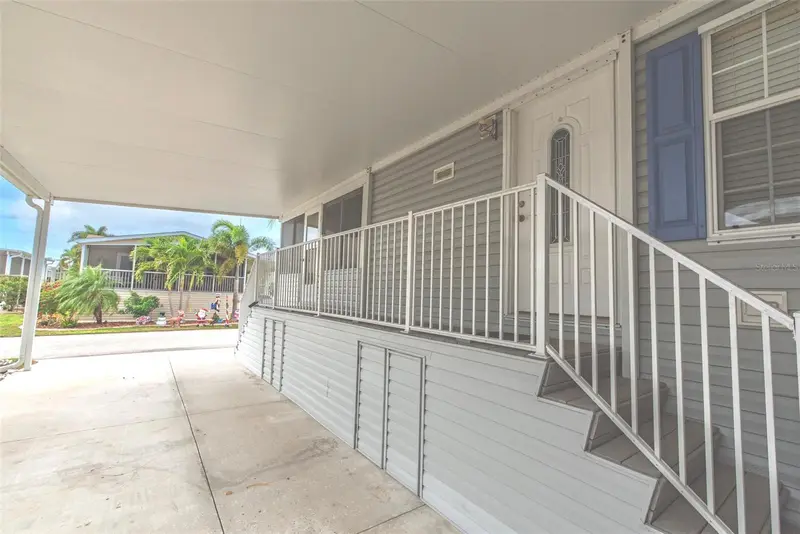 23 Brink Ave, FL