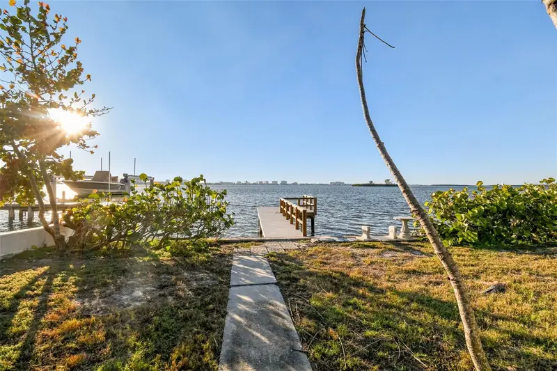 1836 Venetian Point Dr, FL