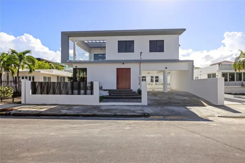 2058 Cacique, PR