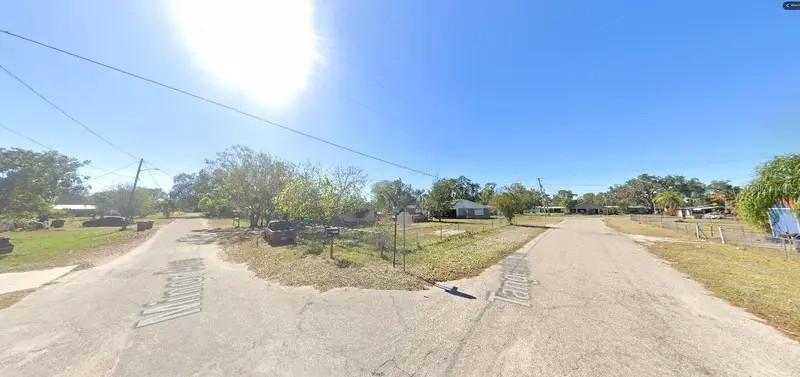 Minor Ave, FL