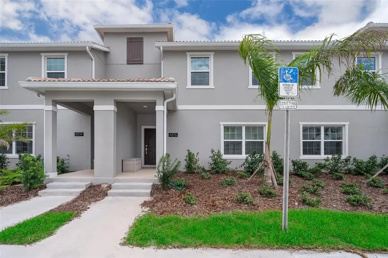 4816 Memories Ln, FL