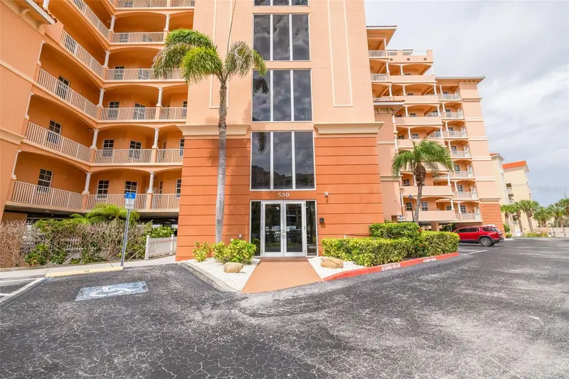 530 S Gulfview Blvd #205, FL