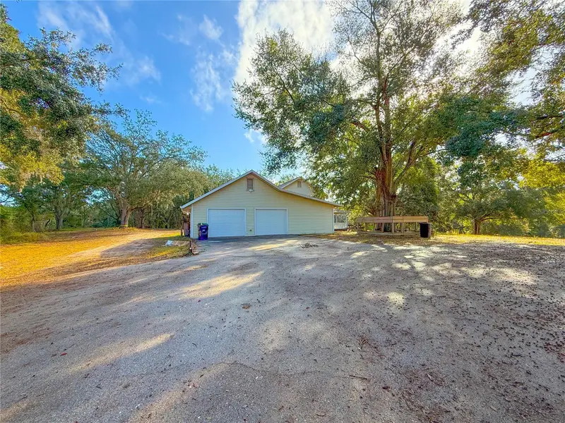 2827 Sanctuary Ln, FL