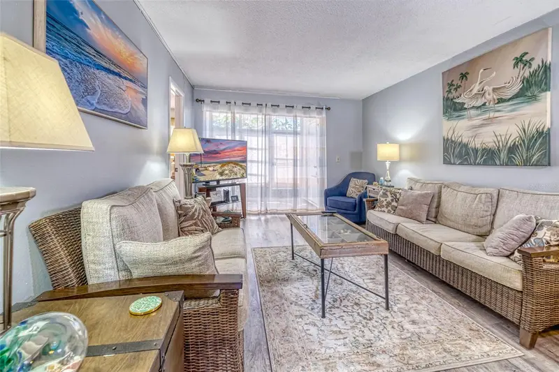 13714 Mission Oaks Blvd #13714, FL