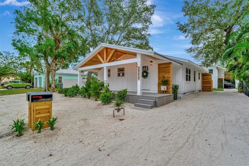 2713 4th Ave W, FL