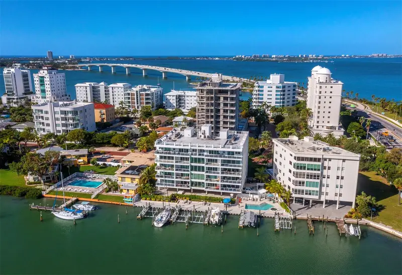 650 Golden Gate Pt #401, FL