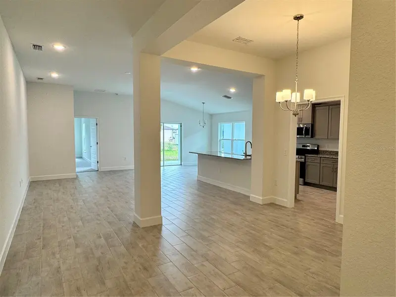 2676 Averland Loop, FL