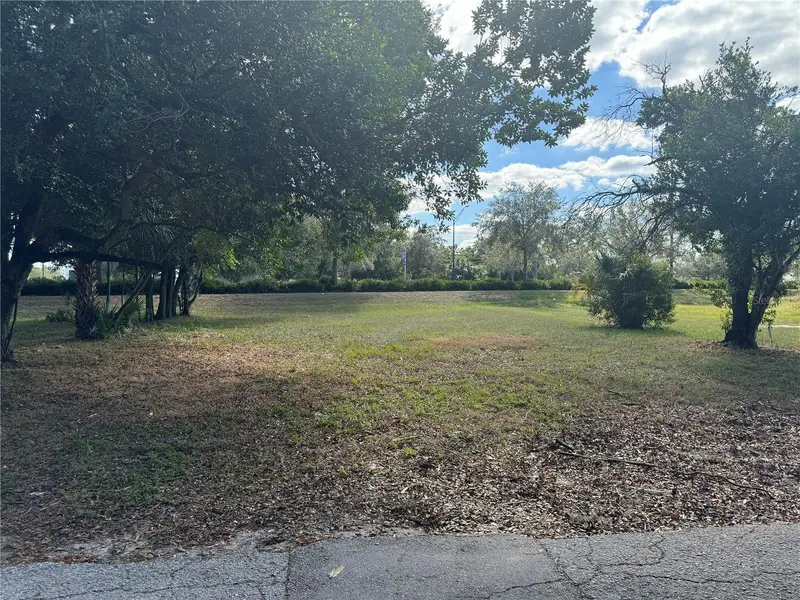 515 W Magnolia St, FL