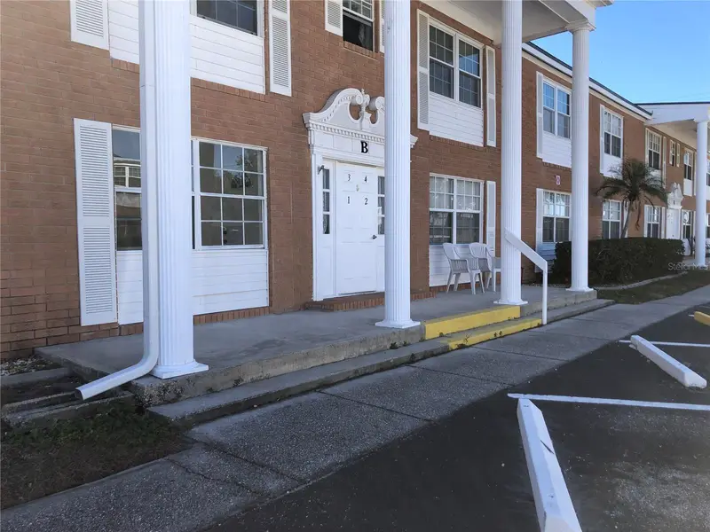 4158 Tamiami Trl #B3, FL