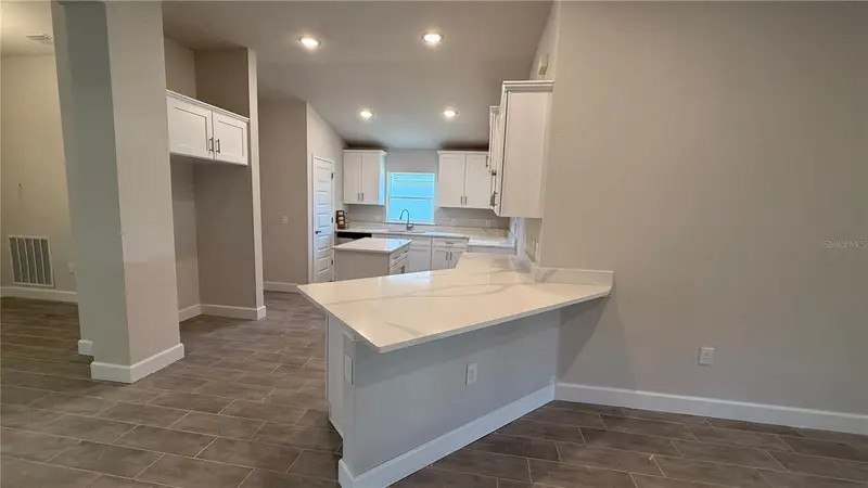 2640 Averland Loop, FL