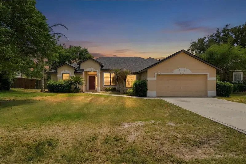 36341 Grand Island Oaks Cir, FL