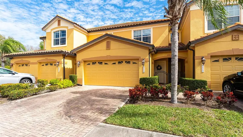8115 Miramar Way #202, FL