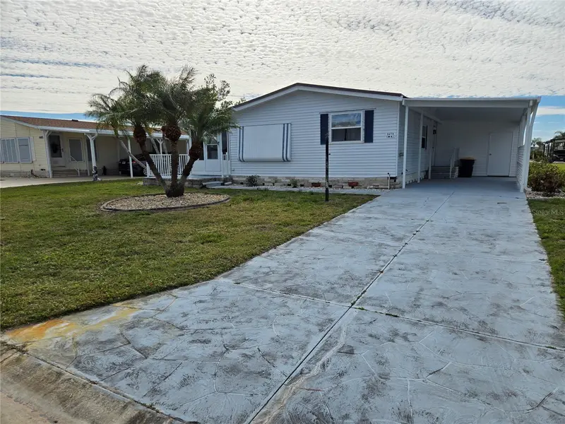 8479 Tanaka Dr, FL