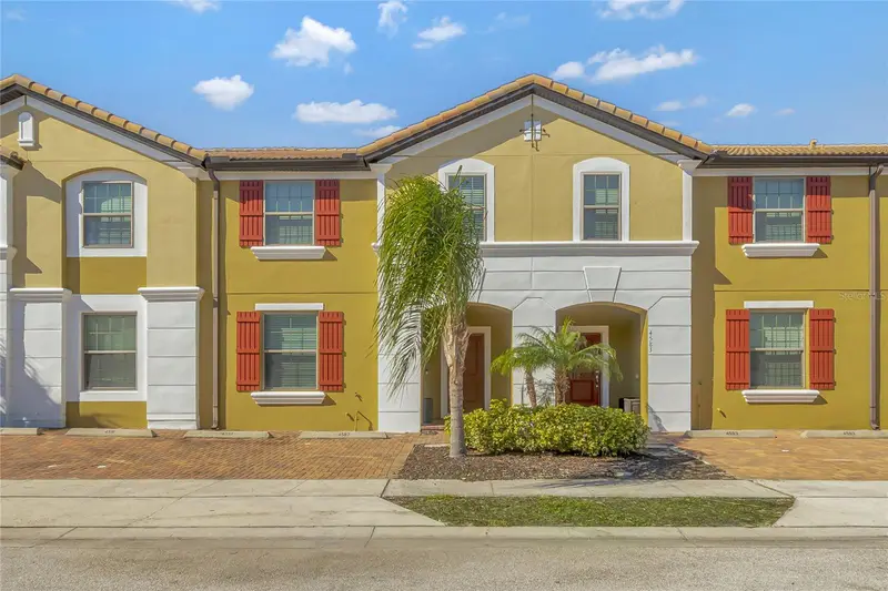 4587 Terrasonesta Dr, FL