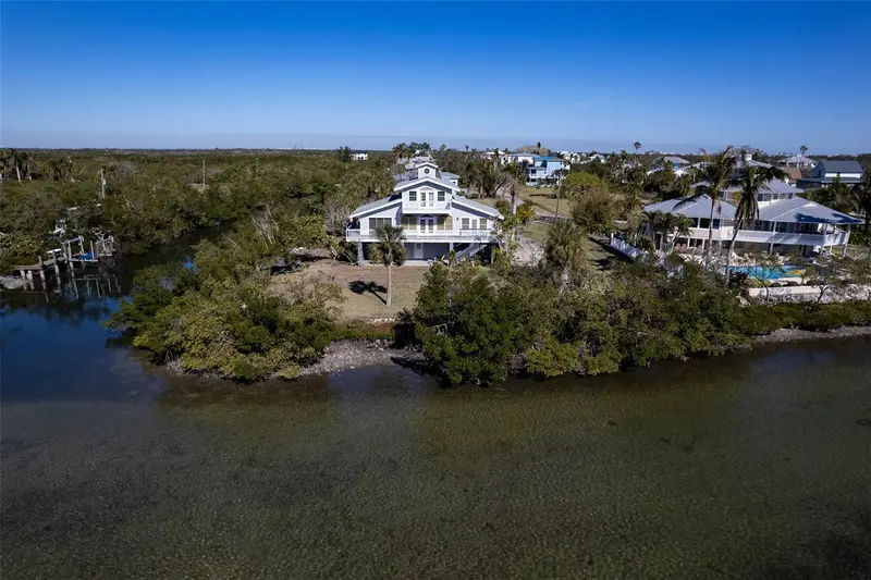 145 Burns Rd, FL