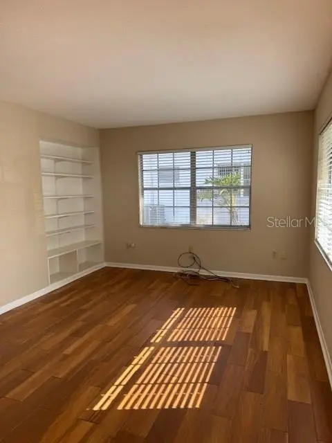 225 3rd, FL