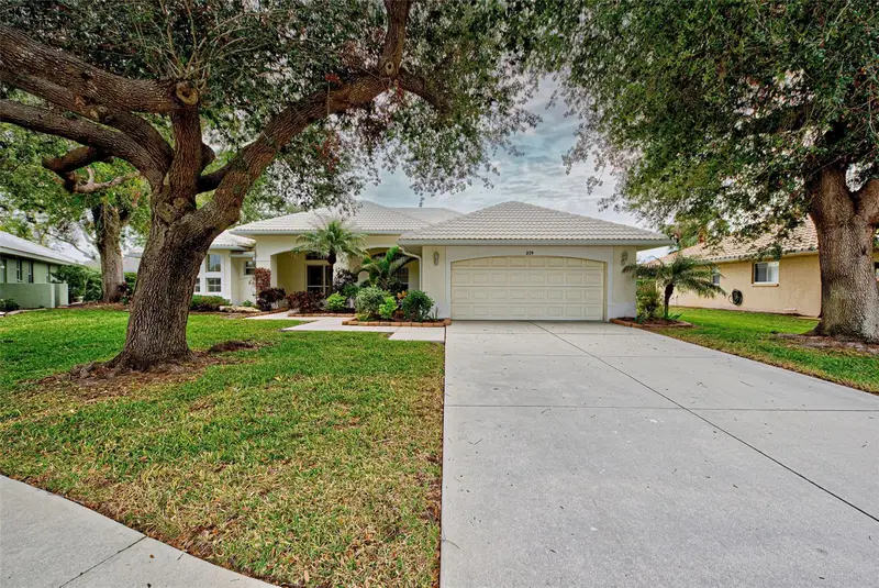 339 Meadow Beauty Ct, FL