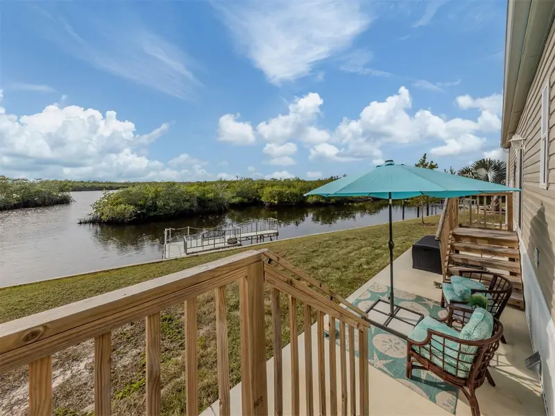 106 Island Point Rd, FL