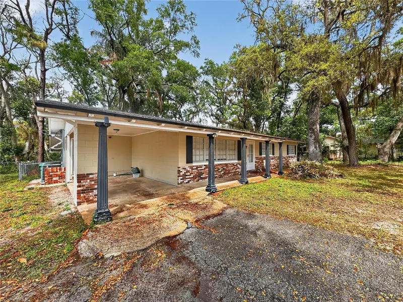 176 E Grandbend Ave, FL