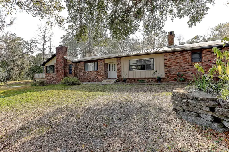20490 Pinewood Dairy Rd, FL