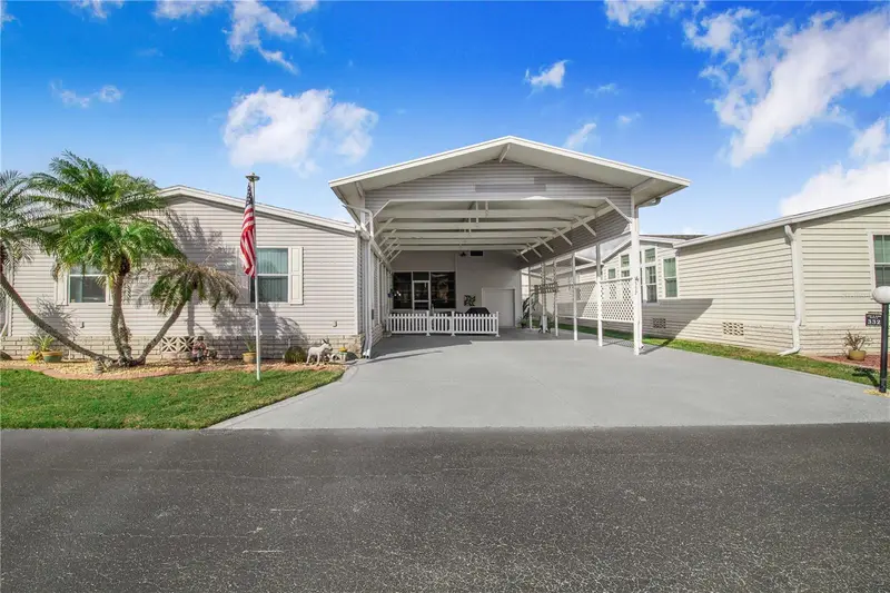332 Fairway Blvd, FL