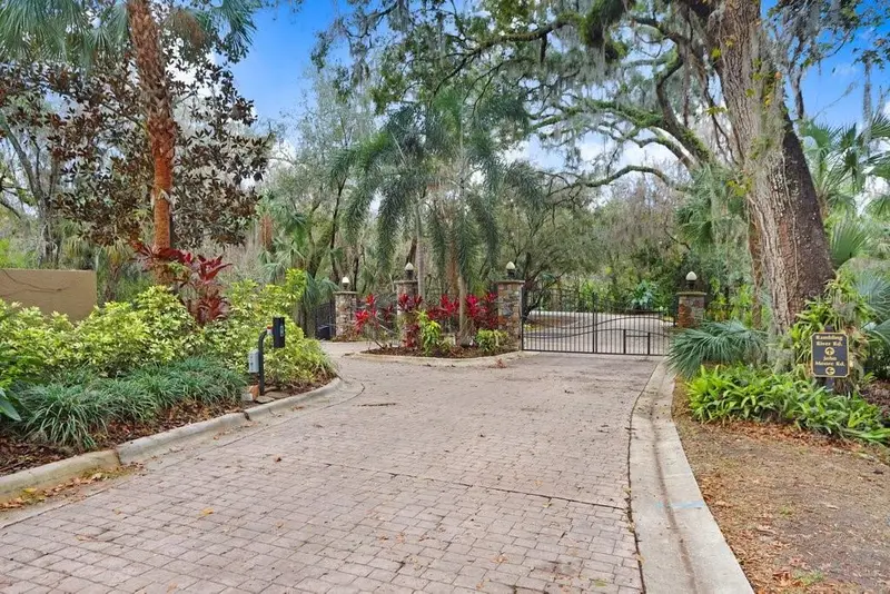 4868 Rambling River Rd, FL