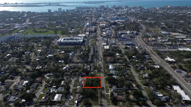 2450 Ringling Blvd, FL
