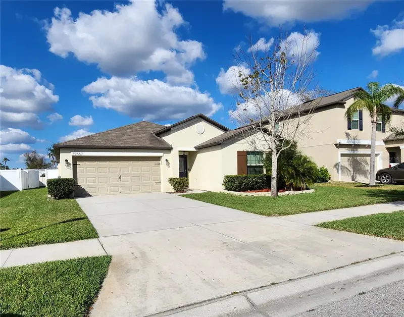 39567 Dawson Chase Dr, FL