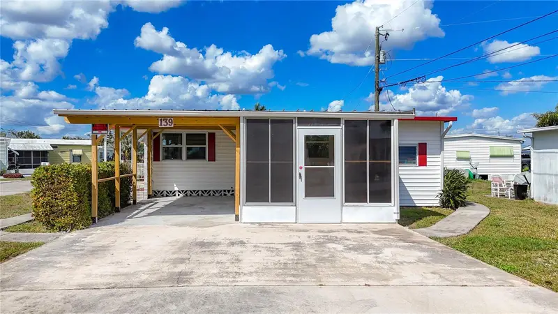 139 Gaslight Ave, FL