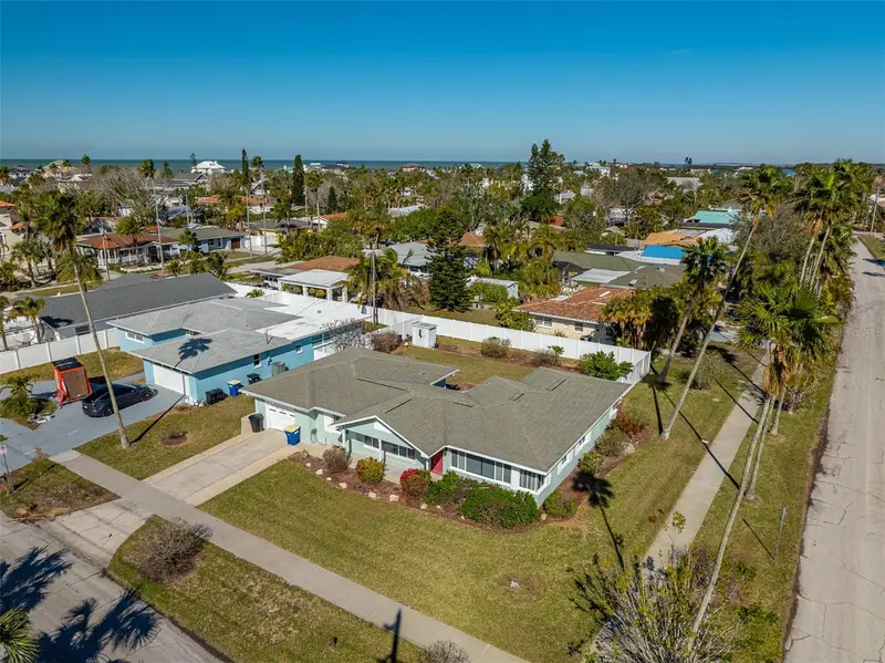 66 Kipling Plz, FL
